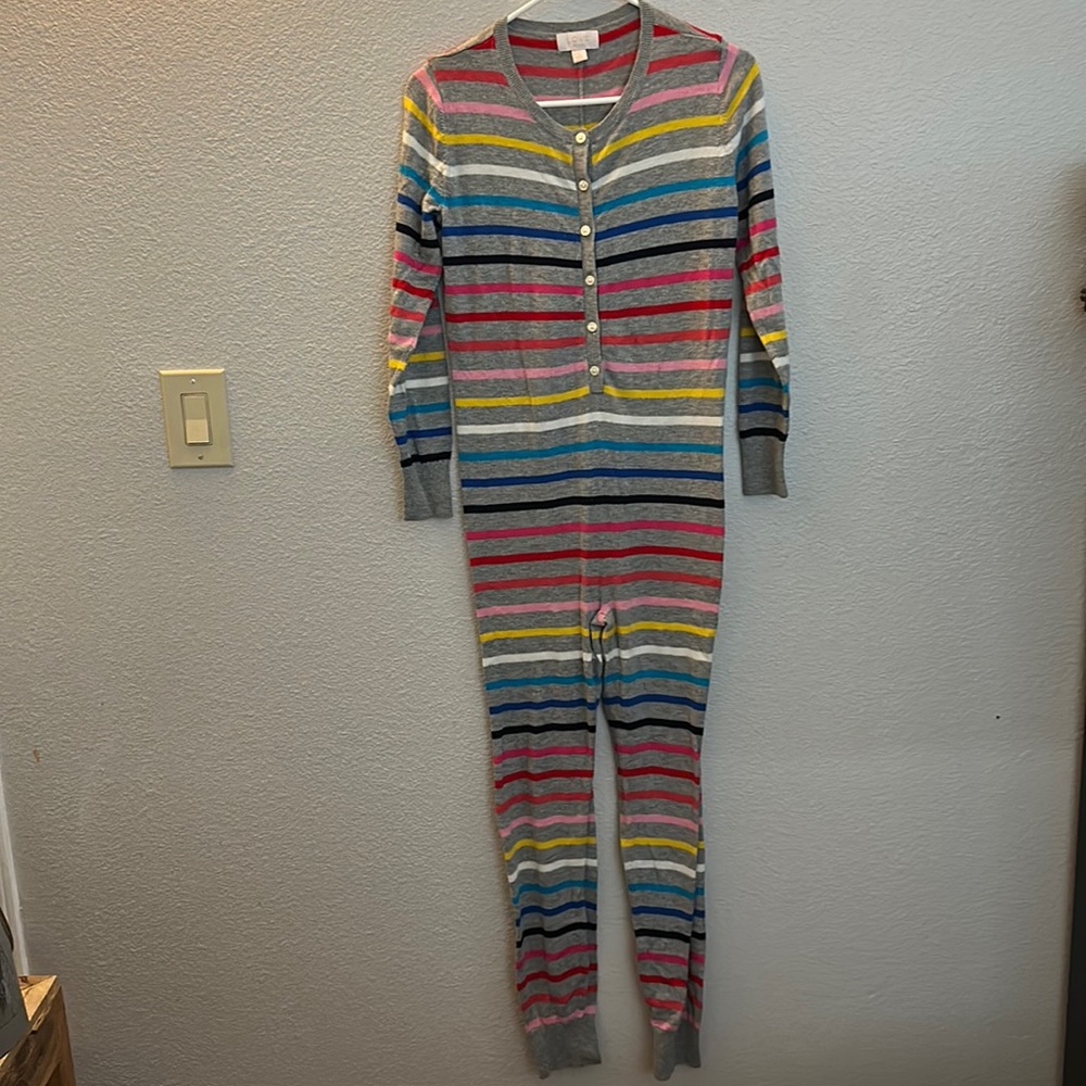 🍄 Love by Gap striped onsie Size Small